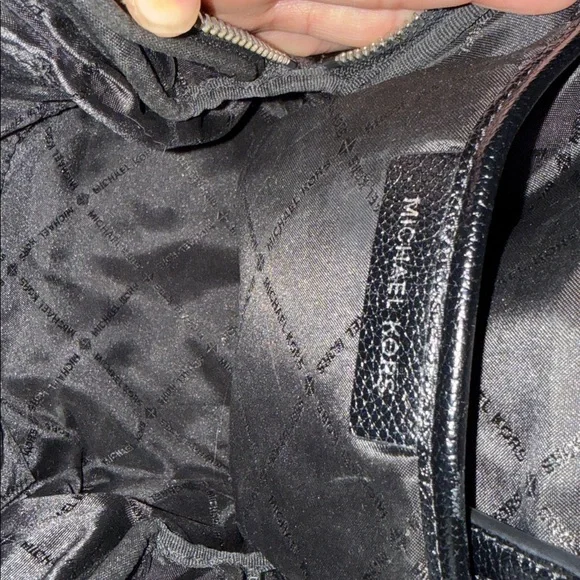 •MICHAEL KORS•BLACK & GRAY MK LOGO ERIN CONVERTIBLE SMALL MINI BACKPACK EUC - Picture 11 of 12